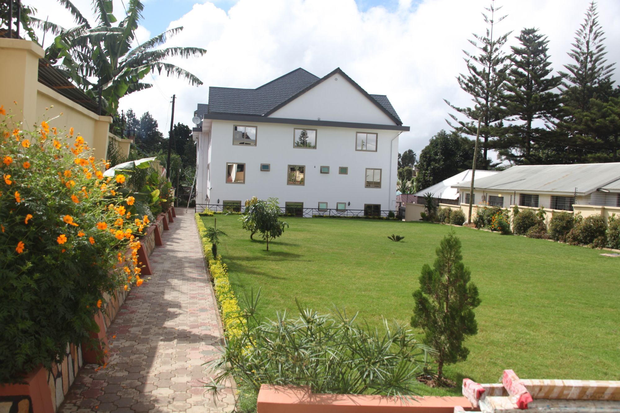 Merves Hotel أروشا المظهر الخارجي الصورة